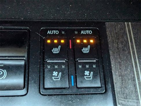 Used 2018 Lexus RX 350L FWD image 23