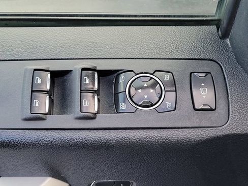 Used 2019 Ford F250 Lariat w/ Lariat Ultimate Package AWD/4WD image 17