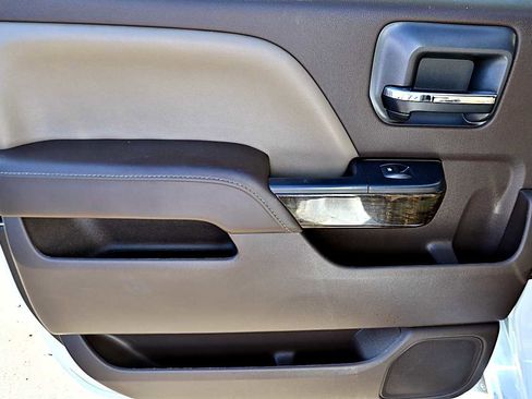 Used 2016 GMC Sierra 1500 Denali w/ Enhanced Driver Alert Package image 12