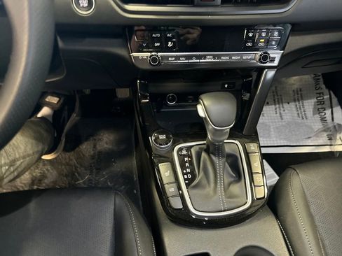 Certified 2024 Kia Seltos SX image 21