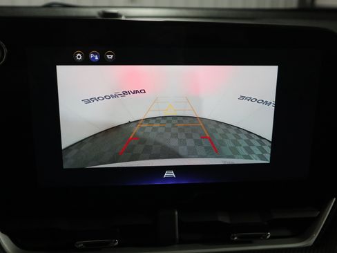 Used 2025 Chevrolet Equinox LT image 25