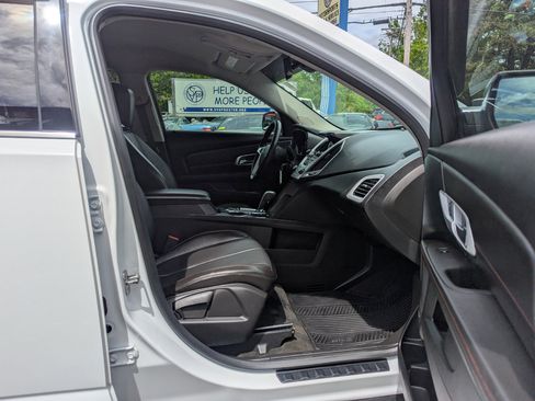 Used 2012 GMC Terrain SLT image 31