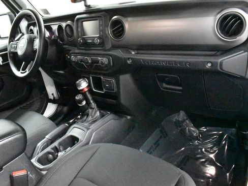 Used 2021 Jeep Wrangler Sport image 16