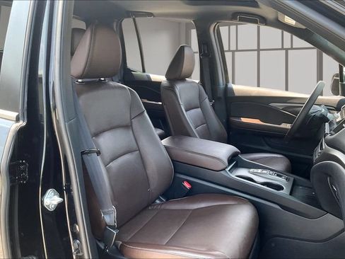 Certified 2025 Honda Ridgeline RTL image 28
