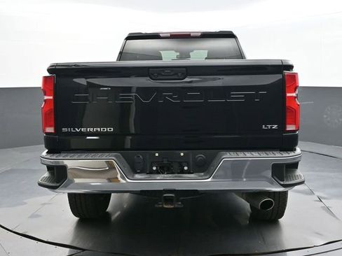 Used 2024 Chevrolet Silverado 2500 LTZ image 5