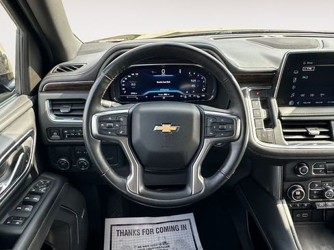 Used 2023 Chevrolet Suburban Premier RWD image 12