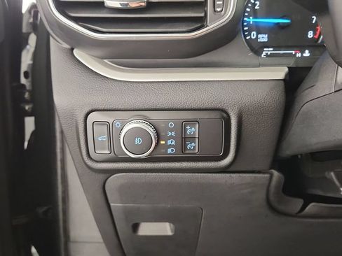 Used 2023 Ford Explorer XLT w/ Equipment Group 202A AWD/4WD image 27