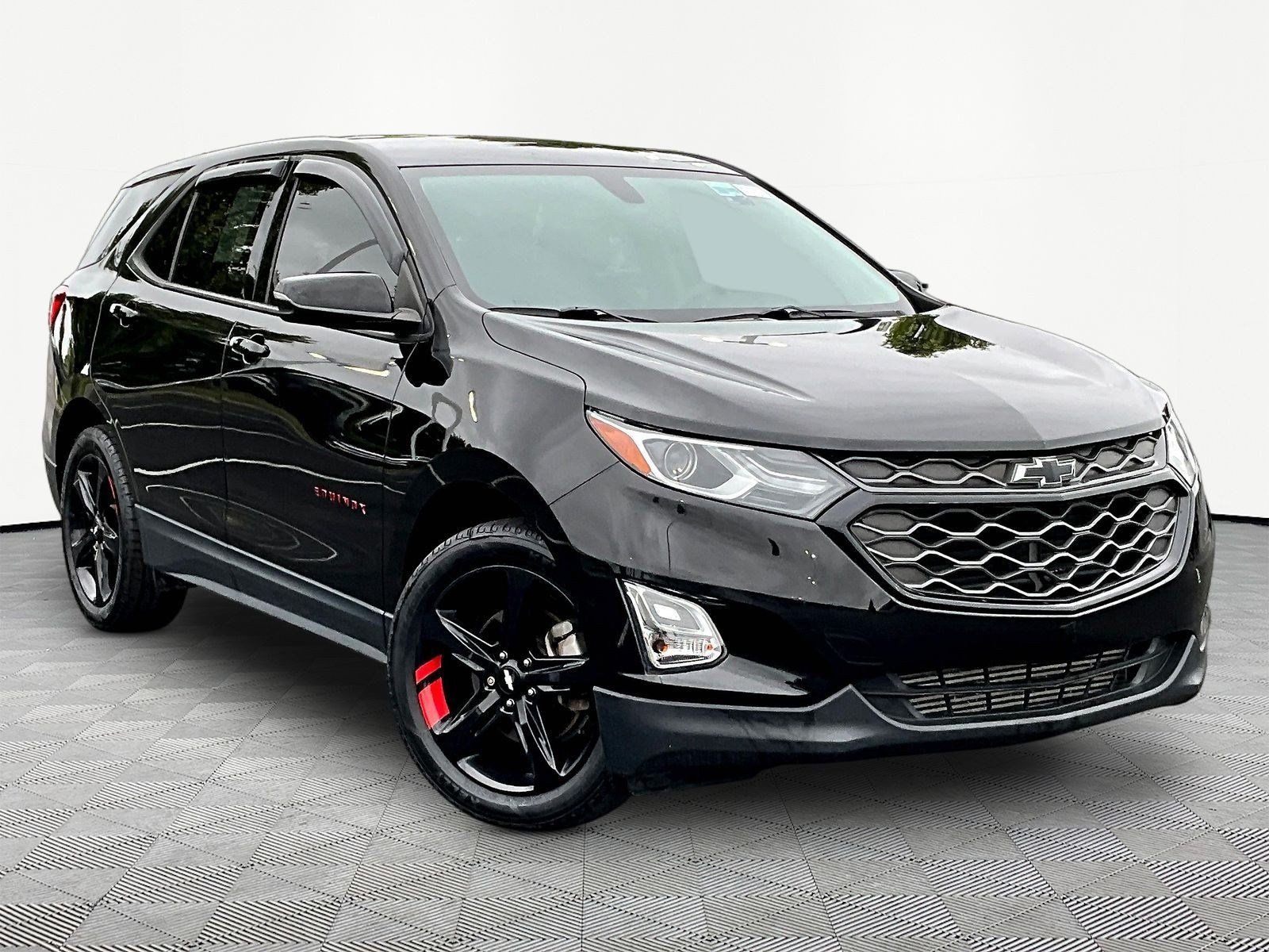 Used 2019 Chevrolet Equinox LT FWD image 3
