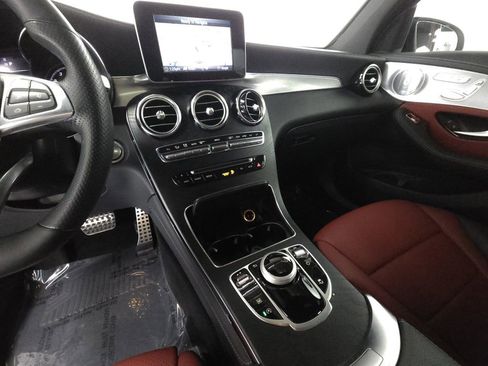 Used 2019 Mercedes-Benz GLC 300 4MATIC Coupe image 15