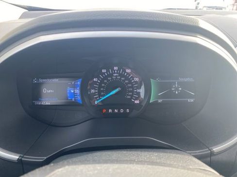 Used 2018 Ford Edge SEL w/ Equipment Group 201A image 18