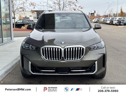 New 2026 BMW X5 xDrive50e image 10