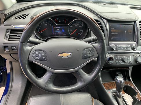 Used 2014 Chevrolet Impala LTZ FWD image 18