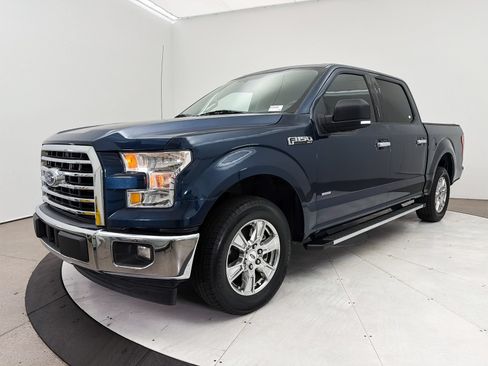Used 2017 Ford F150 XLT w/ Equipment Group 301A Mid RWD image 3