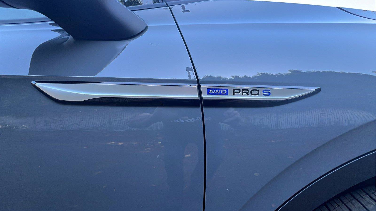 Certified 2023 Volkswagen ID.4 Pro S AWD/4WD image 21