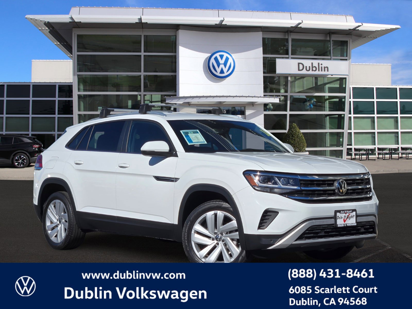 Certified 2023 Volkswagen Atlas Cross Sport SE FWD image 1