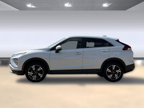 Used 2025 Mitsubishi Eclipse Cross SE AWD/4WD image 2