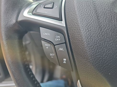 Used 2023 Ford Edge SEL w/ Convenience Package image 14