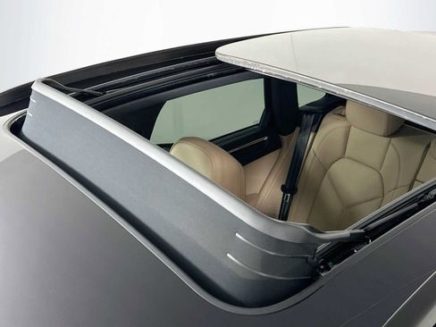 New 2026 Porsche Macan AWD/4WD image 22