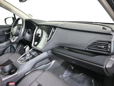 Used 2024 Subaru Outback Premium AWD/4WD image 13