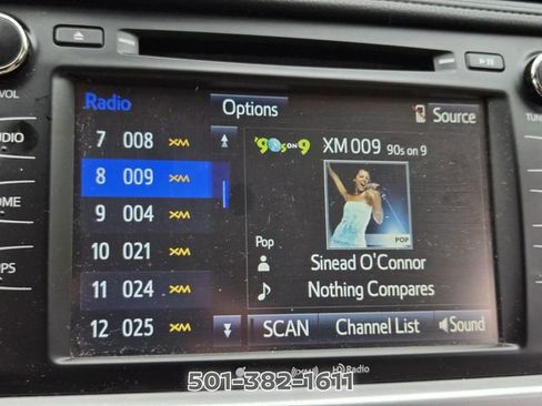 Used 2017 Toyota Highlander Plus FWD image 21