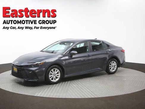 Used 2025 Toyota Camry LE FWD image 56
