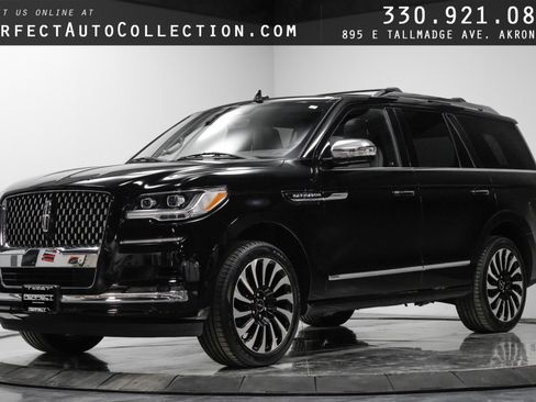 Used 2022 Lincoln Navigator Black Label image 1