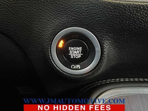 Used 2018 Dodge Challenger R/T w/ Driver Convenience Group image 28