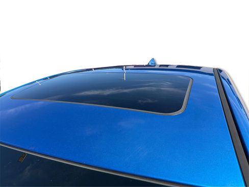 Used 2017 Hyundai Elantra Limited w/ Limited Tech Package 08 image 13