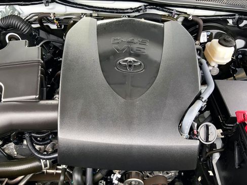 Used 2023 Toyota Tacoma SR5 image 32