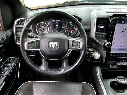 Used 2023 RAM 1500 Laramie AWD/4WD image 6