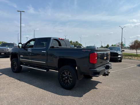 Used 2017 Chevrolet Silverado 2500 High Country w/ Duramax Plus Package AWD/4WD image 3
