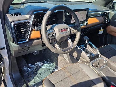 New 2026 GMC Canyon AT4 AWD/4WD image 12