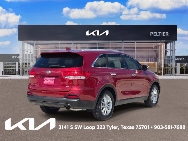 Used 2017 Kia Sorento FWD w/ LX Convenience Package image 6
