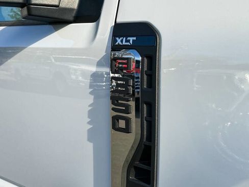 Used 2024 Ford F350 XLT image 17