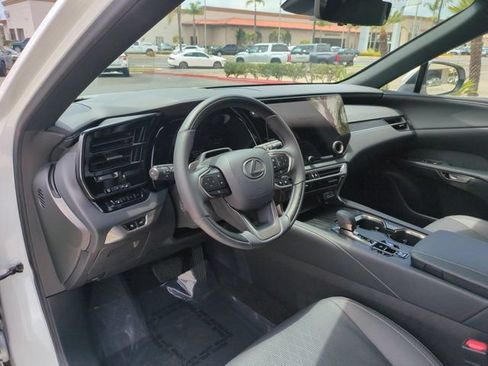 Used 2025 Lexus RX 350 w/ Convenience Package AWD/4WD image 12