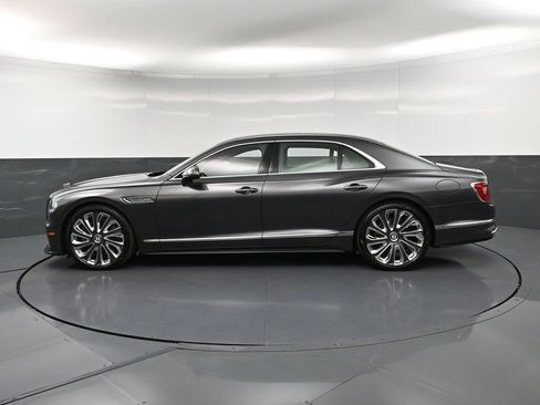 New 2026 Bentley Flying Spur Plug-In Hybrid AWD/4WD image 2