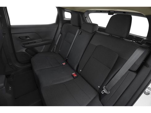 New 2025 Nissan Kicks S image 9