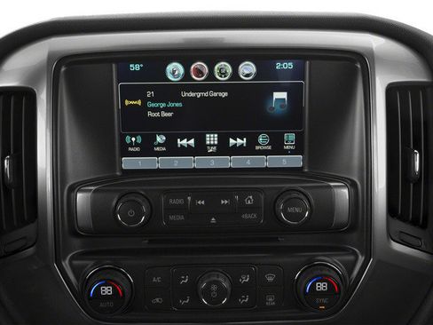 Used 2017 Chevrolet Silverado 1500 LT w/ All Star Edition AWD/4WD image 13