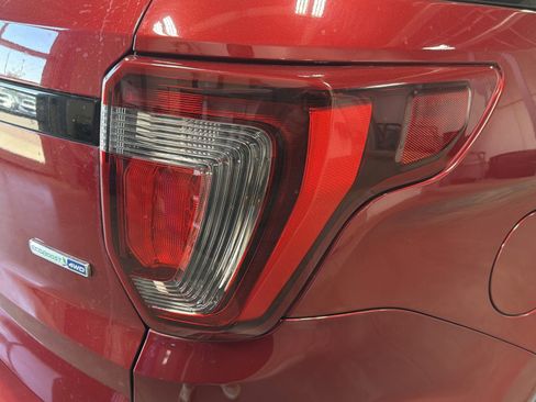 Used 2016 Ford Explorer Sport w/ Equipment Group 401A AWD/4WD image 11