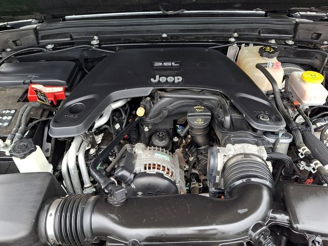 Used 2020 Jeep Wrangler Unlimited Sport AWD/4WD image 26