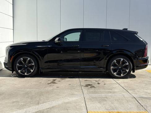 New 2025 Cadillac Escalade IQ Sport 2 w/ LPO, Premium Carpet Package image 4