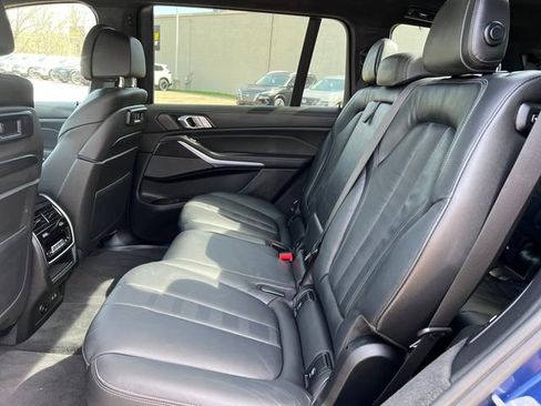 Used 2021 BMW X7 M50i AWD/4WD image 5