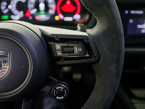 New 2026 Porsche Cayenne Turbo image 15