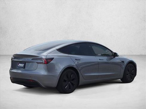 Used 2025 Tesla Model 3 Long Range RWD image 5