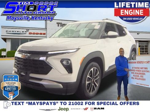 Used 2025 Chevrolet TrailBlazer LT image 1