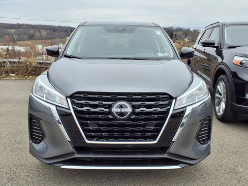 Used 2024 Nissan Kicks S image 6