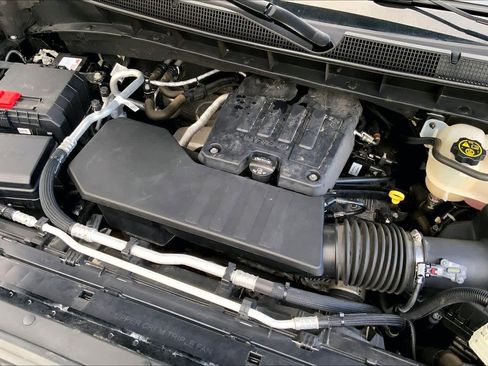 Used 2021 Chevrolet Silverado 1500 RST image 30