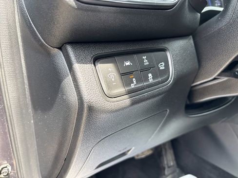 Used 2020 Hyundai Santa Fe Limited AWD/4WD image 16