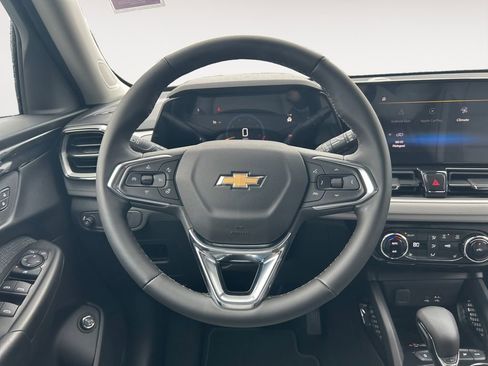 New 2026 Chevrolet TrailBlazer LT w/ Convenience Package AWD/4WD image 14