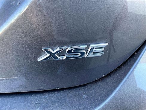 Used 2024 Toyota Camry XSE w/ Navigation Package image 9